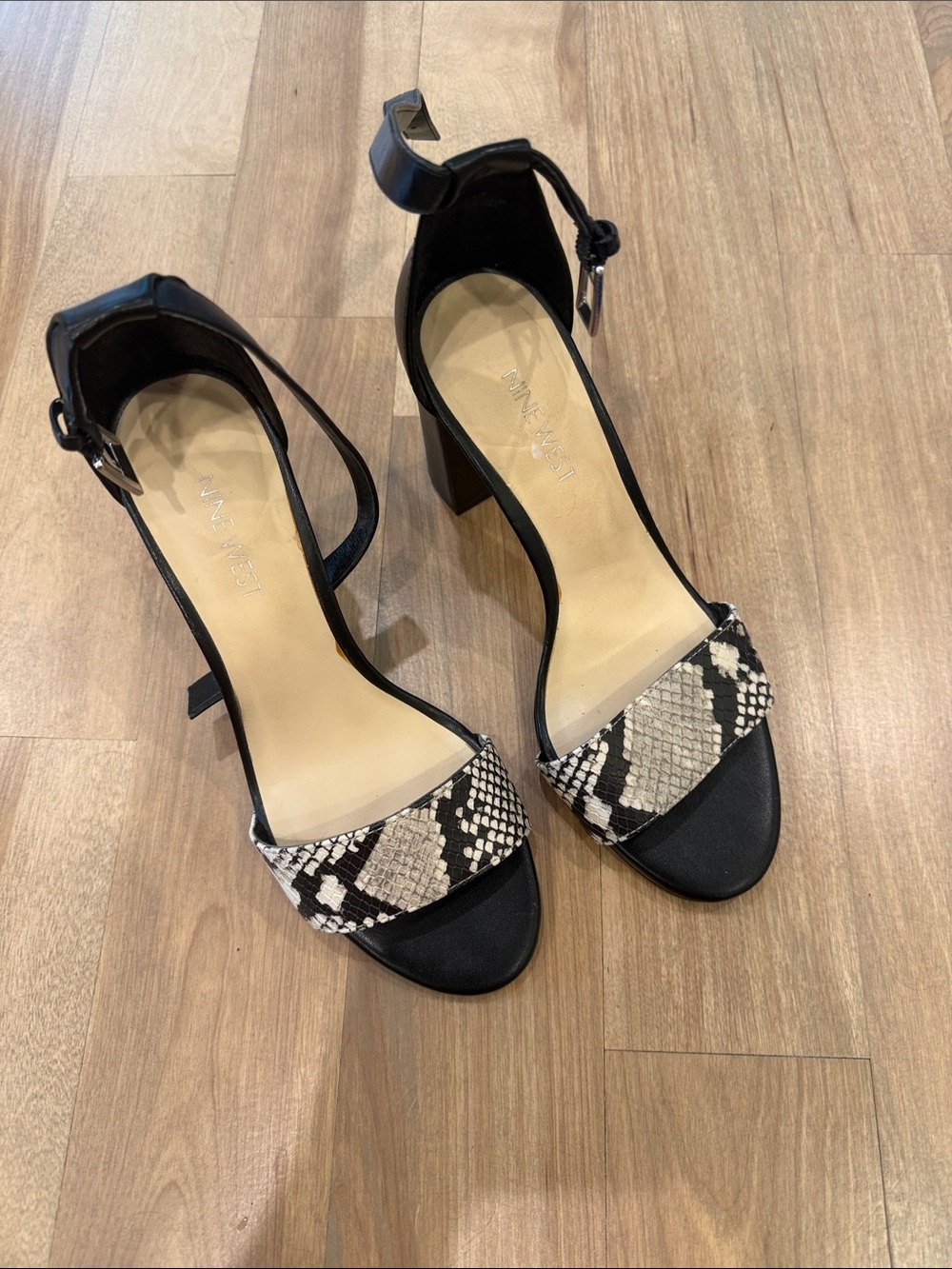 Nine West Black Sandals with Snake-Print Front Strap